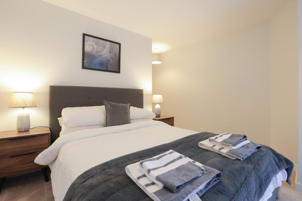 Southbank Leeds Apartment. New! With Free Parking Ngoại thất bức ảnh