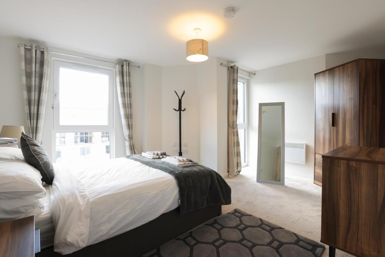 Southbank Leeds Apartment. New! With Free Parking Ngoại thất bức ảnh